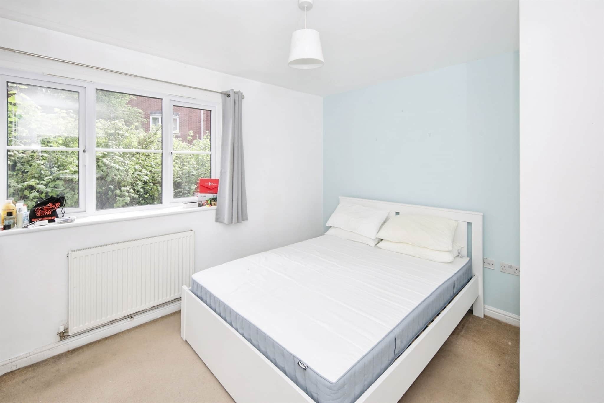 Property at Harbourne Close, Kenilworth