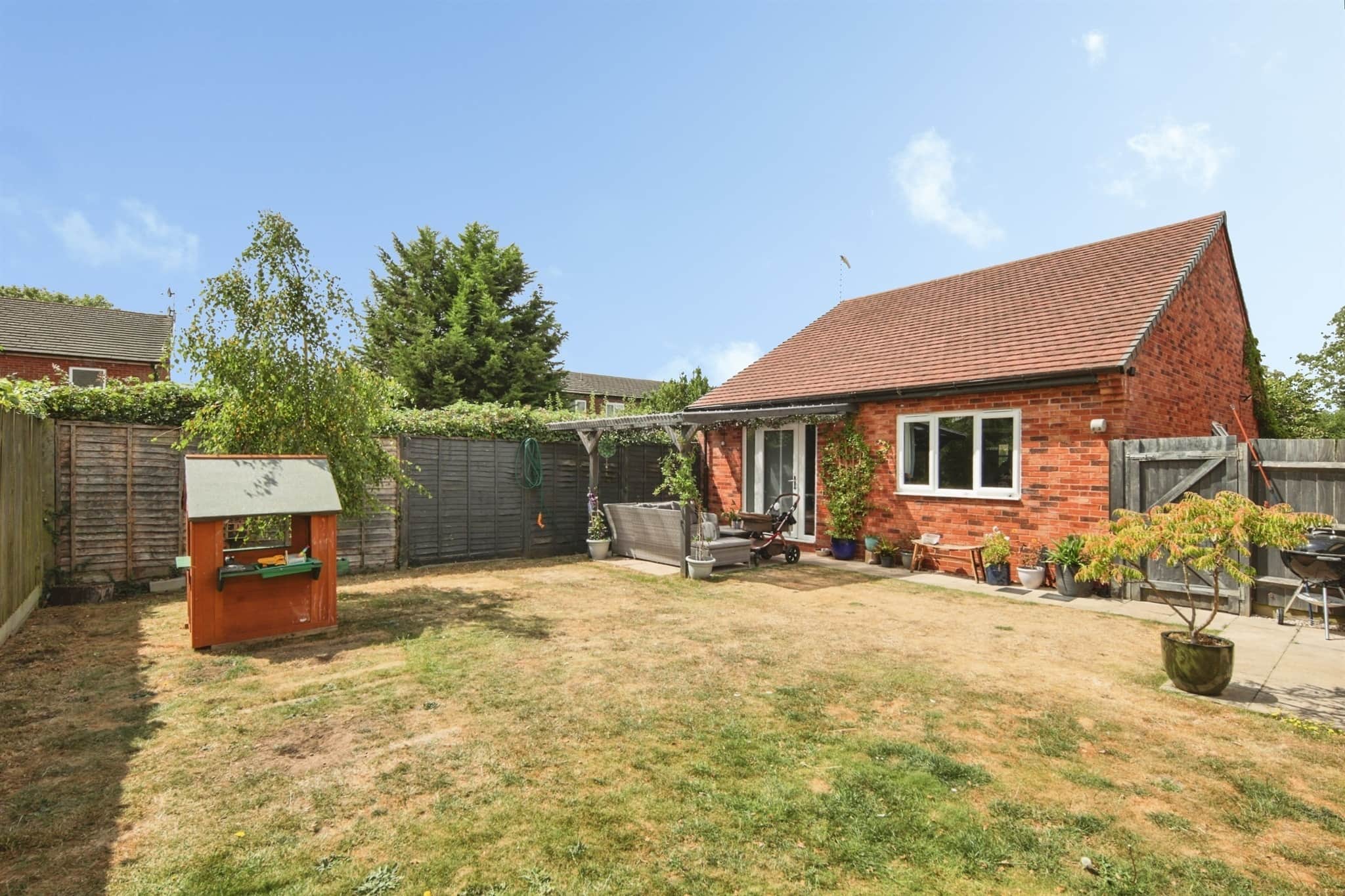Property at Arderne De Gray Road, Wolston, COVENTRY