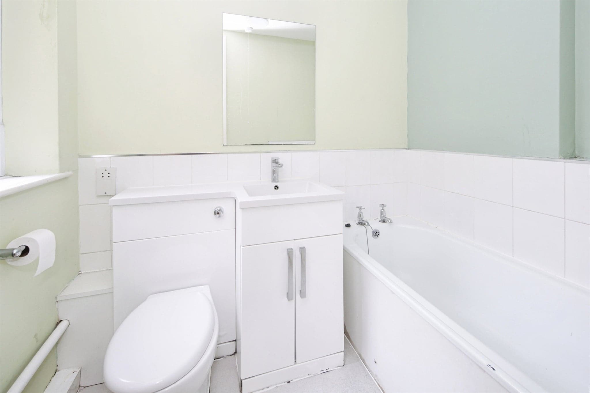 Property at Alpine Court, Kenilworth